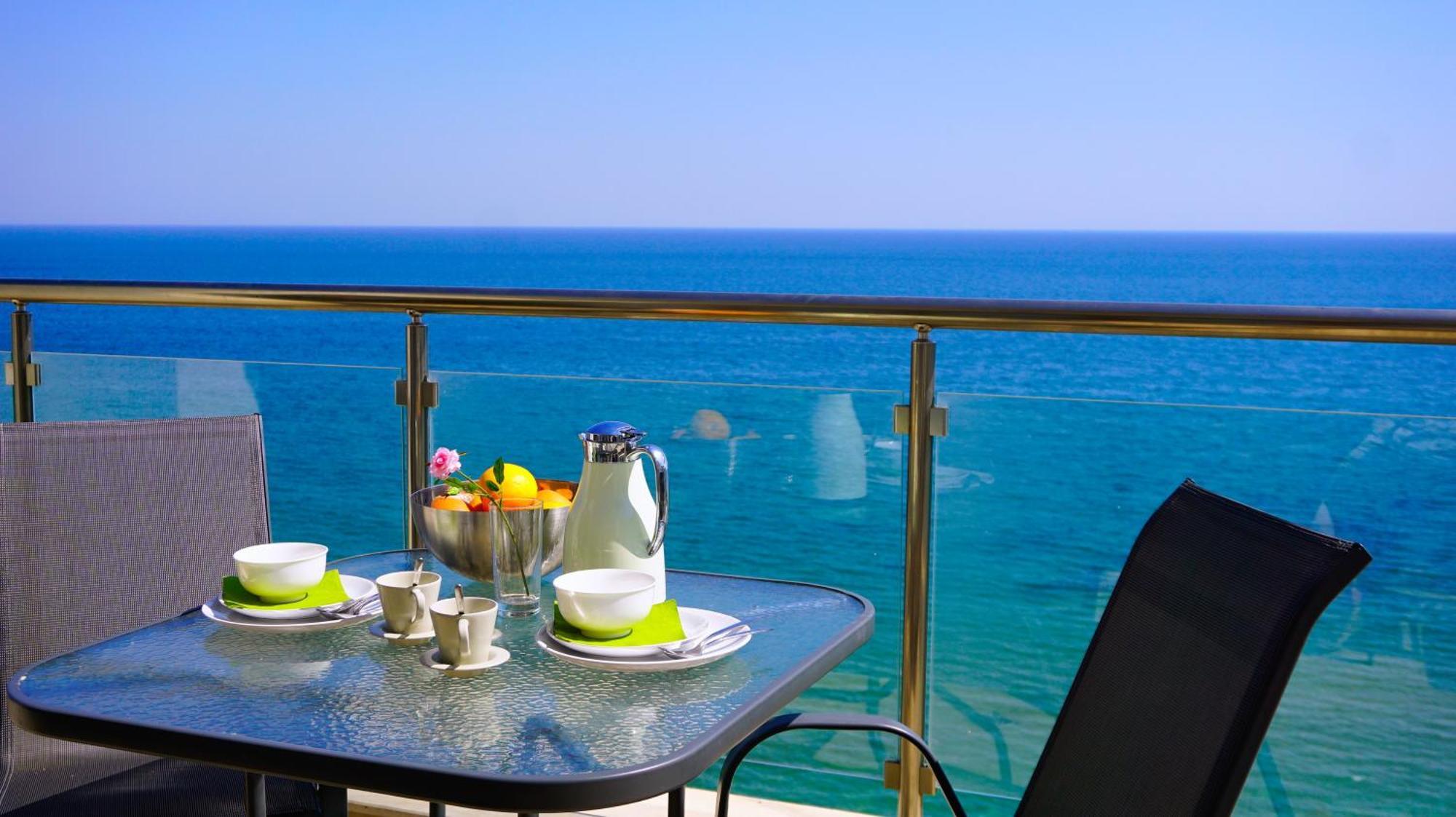 Апартаменти Бяла Клиф На Плажа - Apartments Byala Cliff First Line Exterior foto