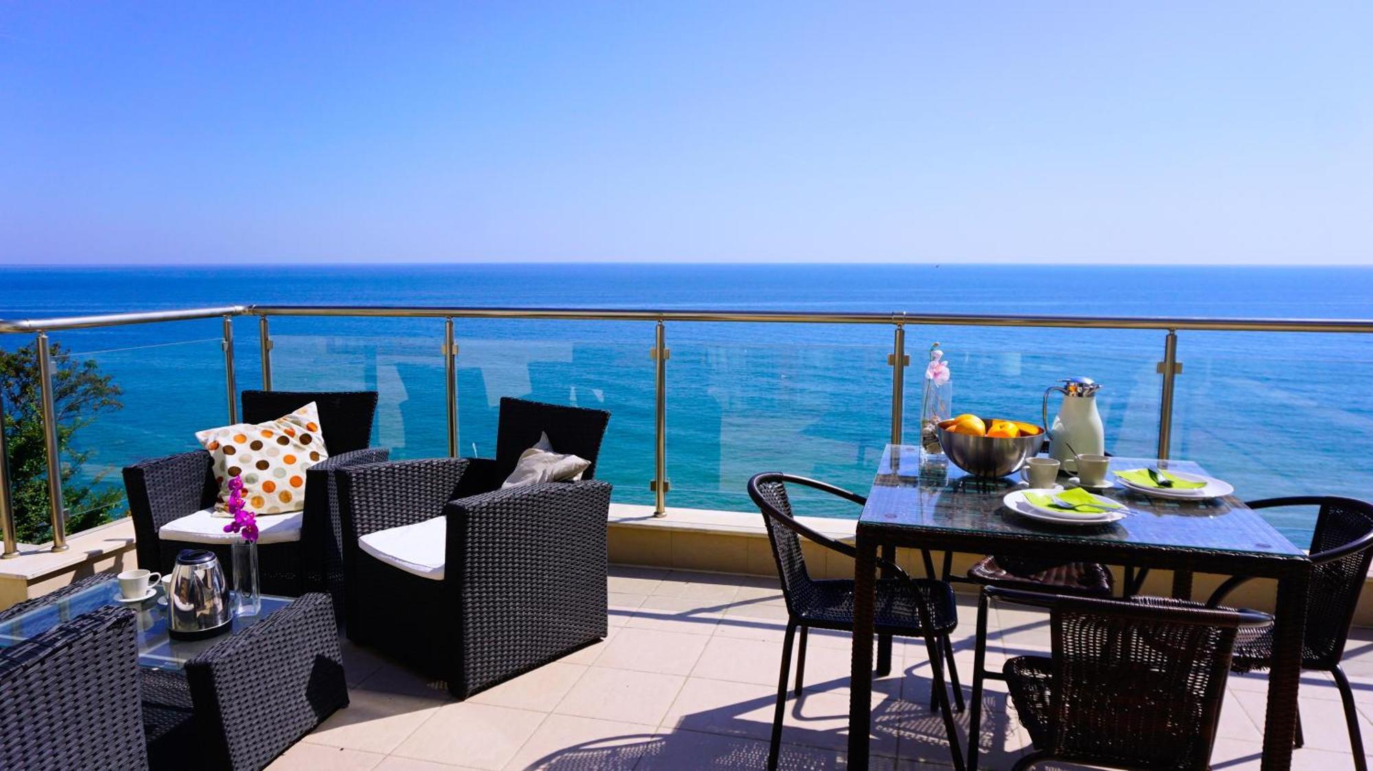 Апартаменти Бяла Клиф На Плажа - Apartments Byala Cliff First Line Exterior foto